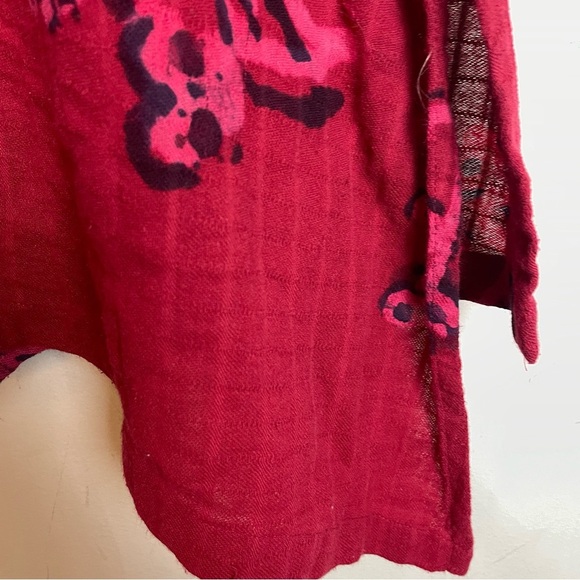 Soft Surroundings Asymmetrical Red Floral Print Tunic Top Size M - Picture 8 of 11
